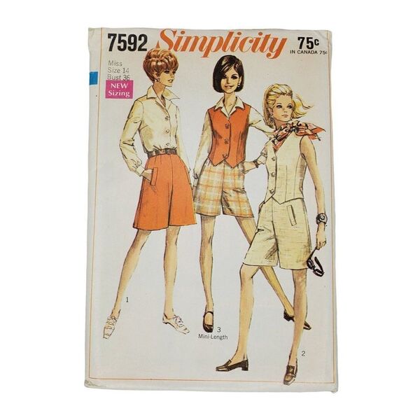 Vintage 60s Pattern Pantskirt Gauchos Vest Blouse 8 - 16 Simplicity 7592 Uncut - Picture 1 of 2